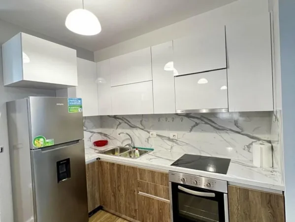 Tirane, jepet me qera apartament 1+1 Kati 3, 70 m² 500 € (Rezidenca kodra e Diellit)