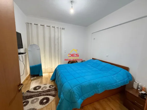 Vlore, shitet apartament 2+1+Ballkon Kati 2, 102 m² (Rruga Petro Marko)