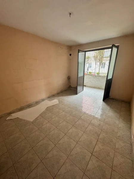 Tirane, shes apartament 1+1+Aneks+Ballkon Kati 0, 58 m² 115.000 € (Rr. Naim Frasheri te Mozaiku)