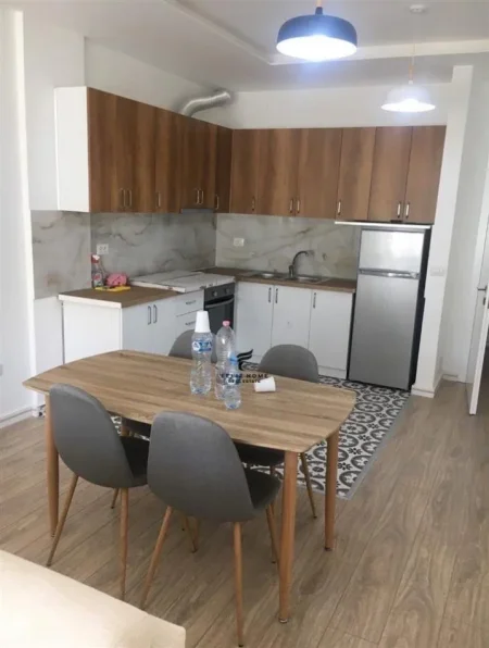 Tirane, shitet apartament 1+1+Ballkon Kati 4, 72 m² 145.000 € (KOPSHTI ZOOLOGJIK)
