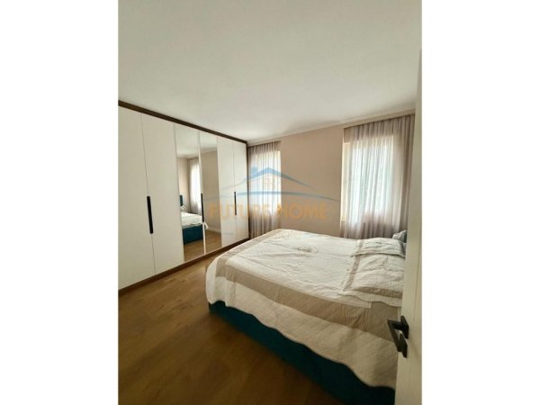 Tirane, jepet me qera apartament 2+1 Kati 4, 100 m² 1.000 € (Rruga e Elbasanit)