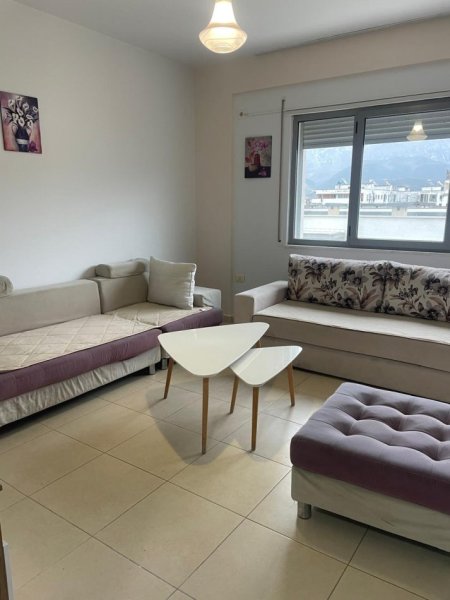 Tirane, jepet me qera apartament 2+1+Ballkon Kati 6, 100 m² 500 € (Rruga 5 Maj , Concord Center)
