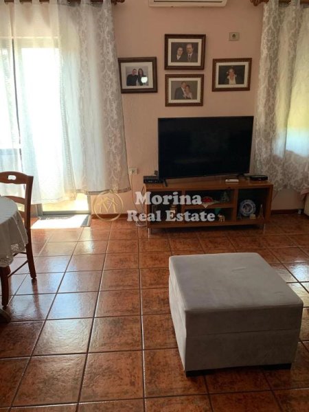 Tirane, jepet me qera apartament 1+1 Kati 2, 80 m² 450 € (Rruga e Dibres-Selvia)