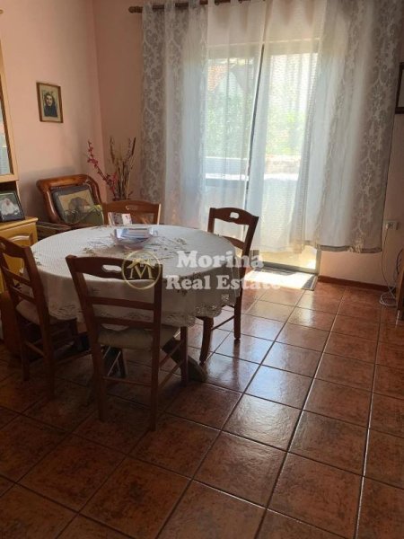 Tirane, jepet me qera apartament 1+1 Kati 2, 80 m² 450 € (Rruga e Dibres-Selvia)