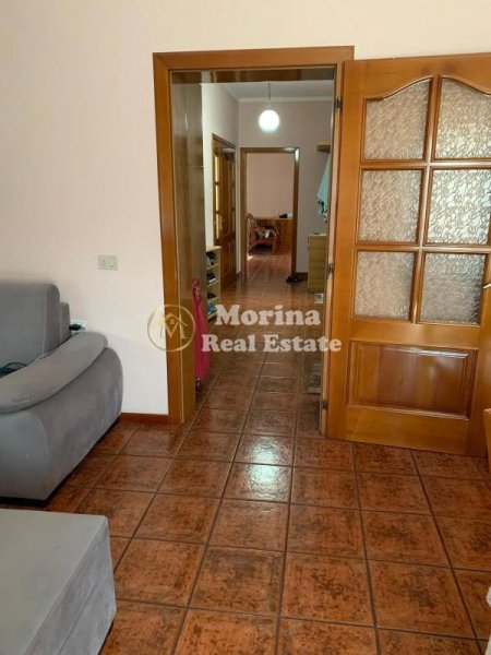 Tirane, jepet me qera apartament 1+1 Kati 2, 80 m² 450 € (Rruga e Dibres-Selvia)