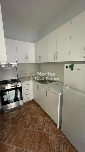 Tirane, jepet me qera apartament 1+1 Kati 3, 65 m² 350 € (Fresku)