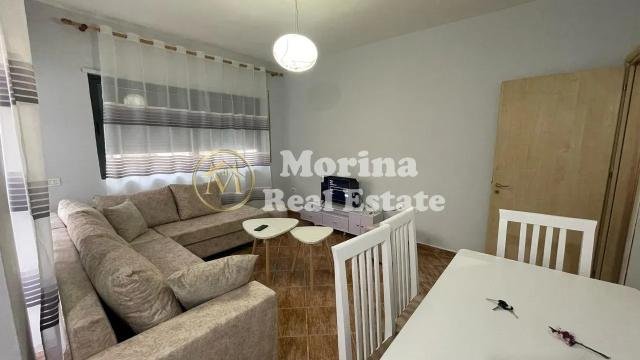 Tirane, jepet me qera apartament 1+1 Kati 3, 65 m² 350 € (Fresku)
