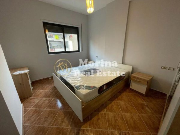 Tirane, jepet me qera apartament 1+1 Kati 3, 65 m² 350 € (Fresku)