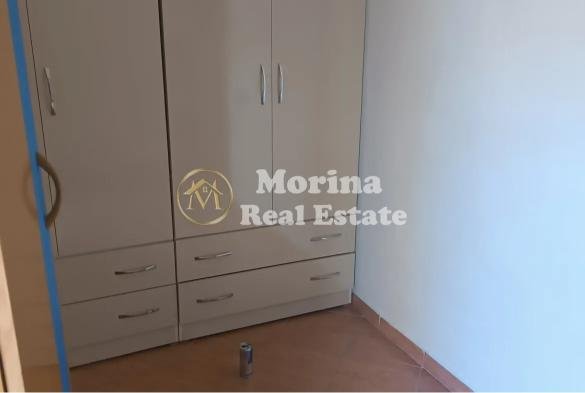 Shqiperi, jepet me qera garsonier Kati 1, 34 m² 250 € (Ish Tregu Elektrik)