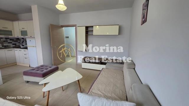 Tirane, jepet me qera apartament 2+1+Ballkon Kati 5, 95 m² 500 € (Rruga 5 Maji)