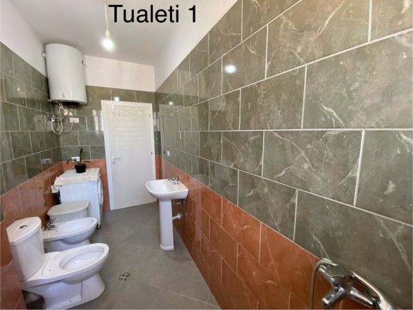 Tirane, jepet me qera apartament 2+1+Ballkon Kati 3, 110 m² 450 € (Aleksander konda)