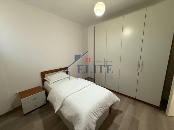 Tirane, jepet me qera apartament 3+1+Aneks+Ballkon Kati 3, 130 m² 700 € (Don Bosko)