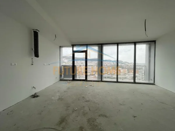 Tirane, shitet apartament 2+1+Ballkon Kati 10, 127 m² 400.000 € (Liqeni Artificial)
