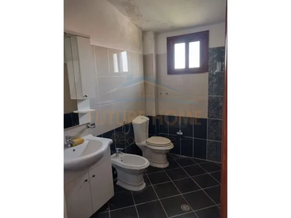 Durres, shes Vile 3 Katshe , 500 m² 240.000 € (Sukth)