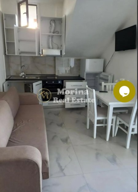 Tirane, jepet me qera shtepi 1+1 Kati 1, 50 m² 300 € (Rruga Dine Hoxha)