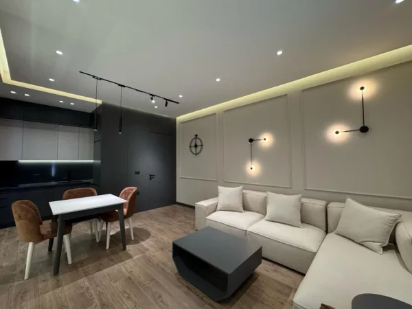 Tirane, jepet me qera apartament 1+1+Aneks+Ballkon Kati 3, 78 m² 1.000 € (Kompleksi Delijorgji)