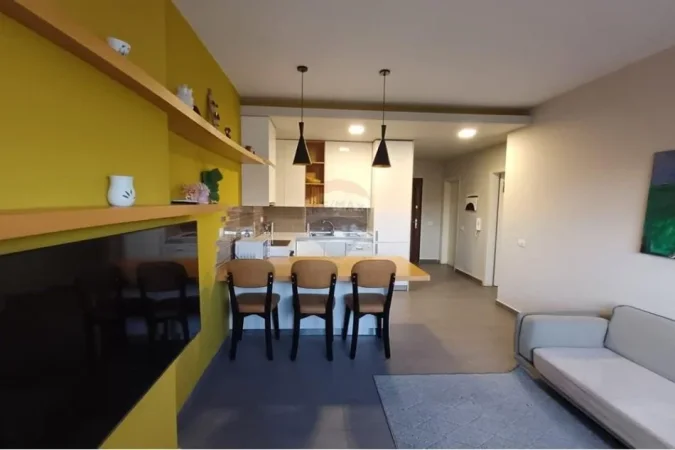 Tirane, jepet me qera apartament 1+1+Ballkon Kati 6, 66 m² 420 € (Rruga 3 Deshmoret)
