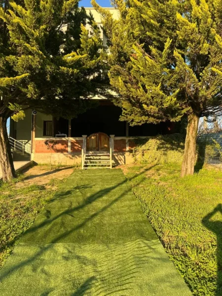 Tirane, Shtepi private me qira 1+1 Kati 0, 50 m² 350 € (Paskuqan)
