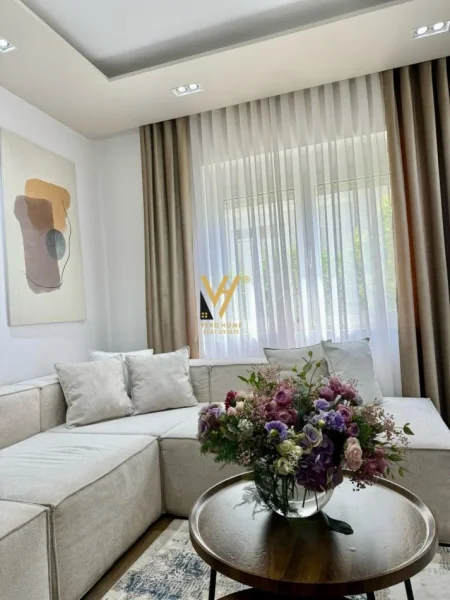 Tirane, shitet apartament 2+1+Ballkon Kati 1, 104 m² 210.000 € (ALI DEMI)