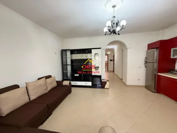 Vlore, shitet apartament 2+1+Ballkon Kati 2, 102 m² 160.000 € (Rruga Gjergj Arianiti)