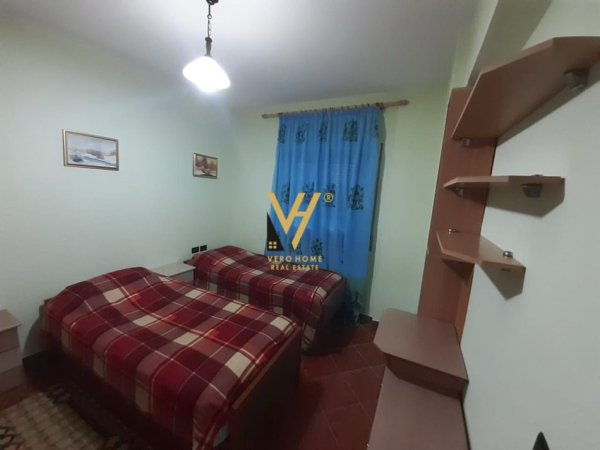 Tirane, jepet me qera apartament 2+1+Ballkon Kati 5, 87 m² 650 € (RRUGA E KAVAJES)