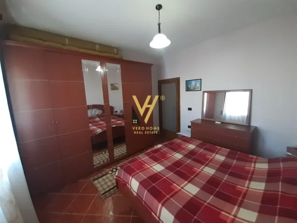 Tirane, jepet me qera apartament 2+1+Ballkon Kati 5, 87 m² 650 € (RRUGA E KAVAJES)