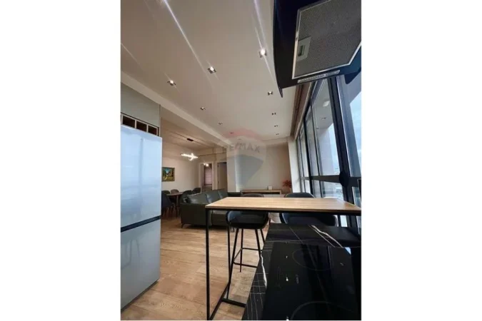 Tirane, jepet me qera apartament 2+1+Aneks+Ballkon Kati 7, 100 m² 1.100 € (Square 21)