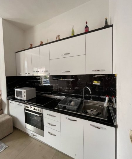 Tirane, shitet shtepi 2+1 Kati 1, 90 m² 125.000 € (babrru,tirana)