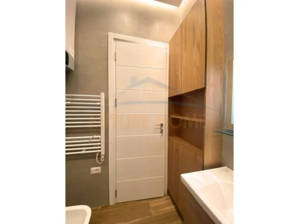 Qera, Apartament Luksoz 1+1, SQUARE 21, Tiranë