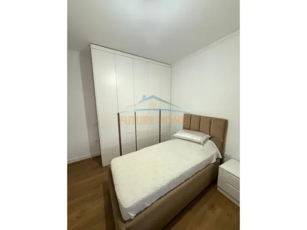 Qira, Apartament 2+1+2, Rruga Fuat Toptani, prane Rruges se Elbasanit