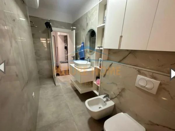 Qira, Apartament 2+1+2, Rruga Fuat Toptani, prane Rruges se Elbasanit