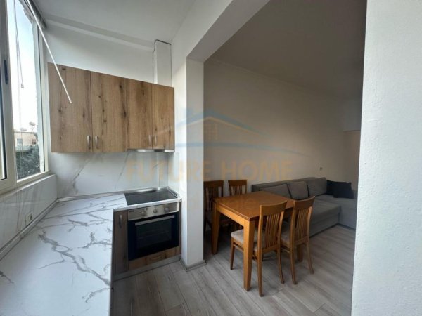 Tirane, shitet apartament 1+1 Kati 4, 62 m² 130.000 € (21 Dhjetori)