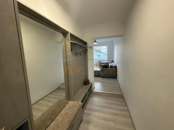 Tirane, shitet apartament 1+1 Kati 4, 62 m² 130.000 € (21 Dhjetori)