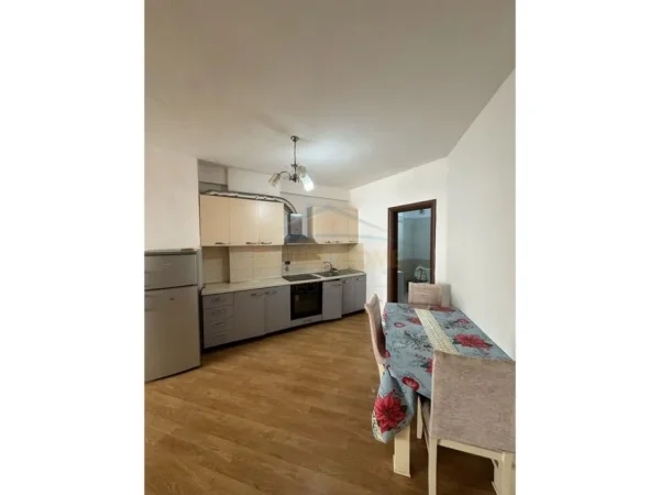 Shqiperi, shitet apartament 1+1 , 72 m² 92.000 € (Astir)