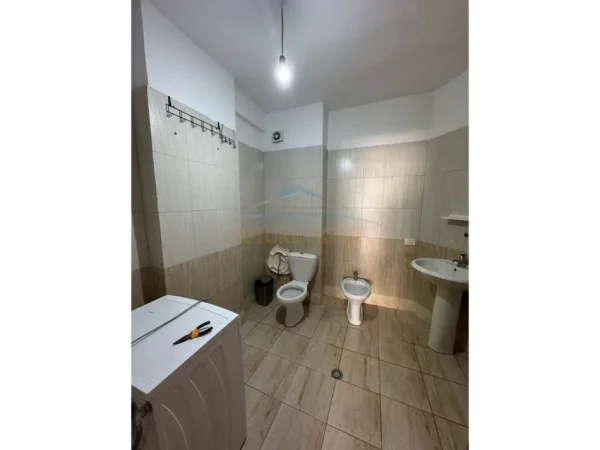 Shqiperi, shitet apartament 1+1 , 72 m² 92.000 € (Astir)