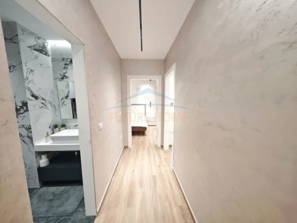 Shitet, Apartament 3+1+2, Golden Park, Tirane.