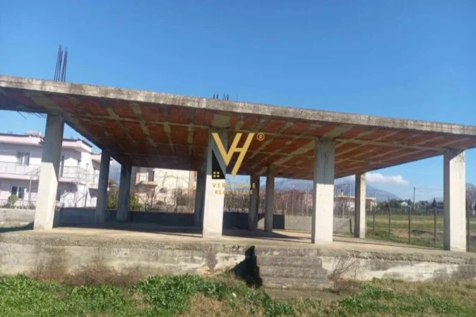 Tirane, shitet truall , 1.000 m² 82.400 € (KAMEZ)