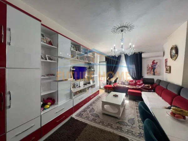 Tirane, shitet apartament 1+1 Kati 6, 79 m² 102.000 € (Misto Mame)