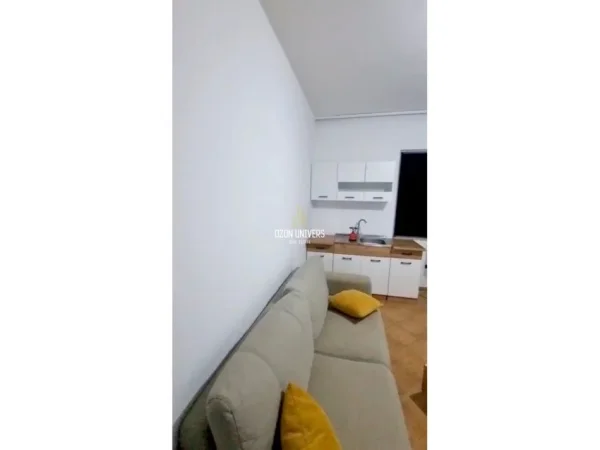 Tirane, shitet apartament 3+1 Kati 2, 128 m² 145.000 € (Fresku)