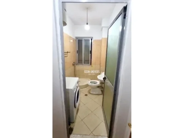 Tirane, shitet apartament 3+1 Kati 2, 128 m² 145.000 € (Fresku)