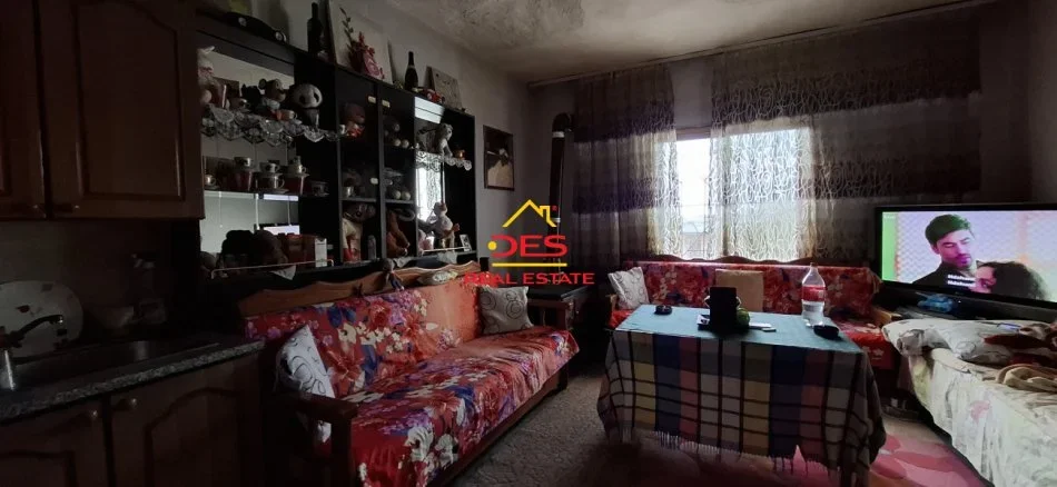 Vlore, shitet shtepi 2+1 Kati 0, 78 m² 53.000 € (Rruga Bilbil Ceno)