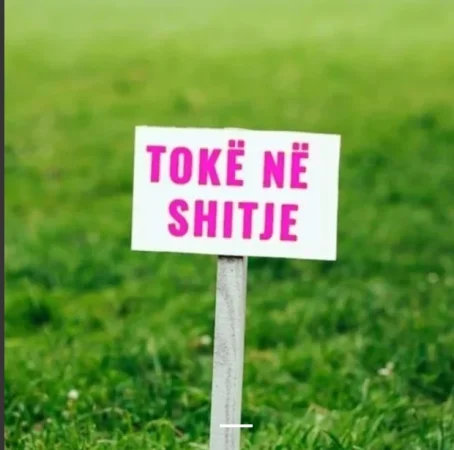 Tirane, shitet toke , 700 m² 90.000 € 