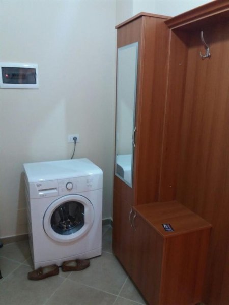 Tirane, jepet me qera apartament 1+1+Ballkon Kati 7, 60 m² 380 € (Astir tek Ozone)