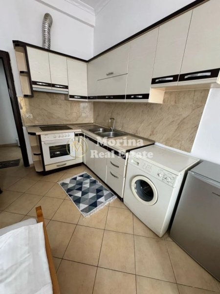 Tirane, jepet me qera garsonier Kati 5, 40 m² 280 € (Rruga 5 Maji)