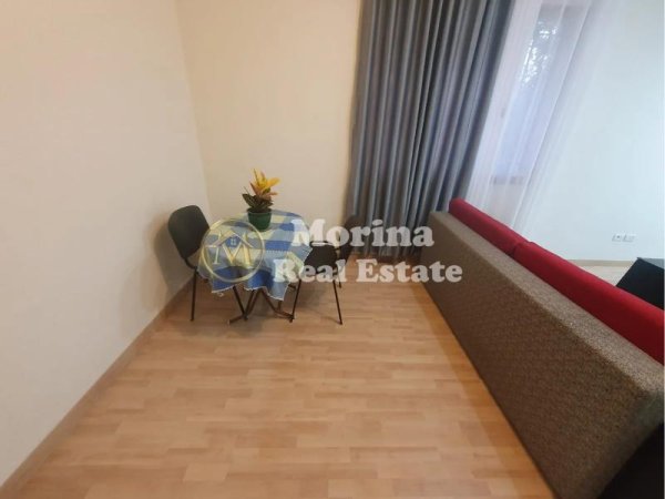 Tirane, jepet me qera shtepi 1+1 Kati 1, 65 m² 400 € (Selite/ Universiteti Marin Barleti)