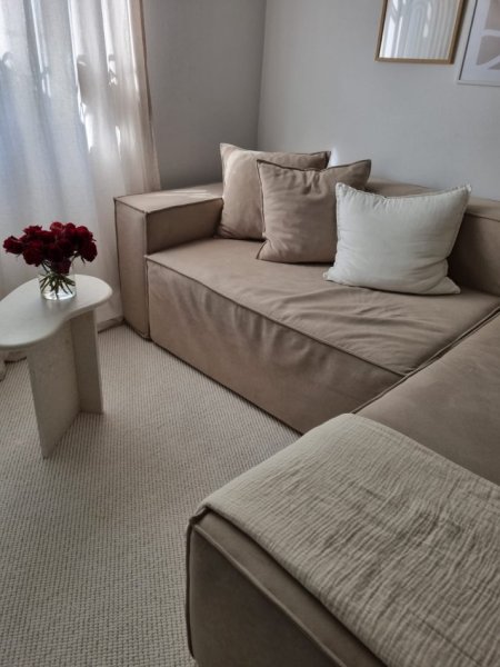 Tirane, jepet me qera 1+1+Ballkon Kati 1, 450 € (Oxhaku prane Xhamise Xhura)