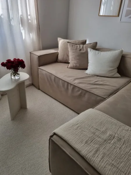 Tirane, jepet me qera 1+1+Ballkon Kati 1, 450 € (Oxhaku prane Xhamise Xhura)