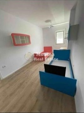 Tirane, jepet me qera apartament 2+1 Kati 7, 105 m² 500 € (Ali Demi-Shkolla Kushtrimi i Lirise)
