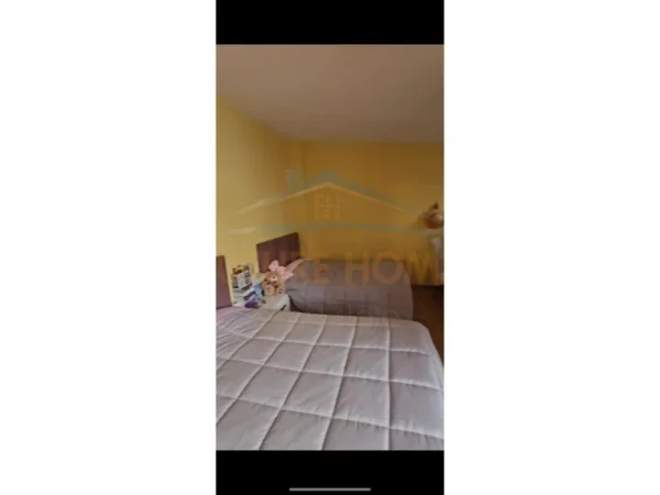 Durres, shitet apartament duplex 2+1+Ballkon Kati 10, 195 m² 205.000 € (durres stacioni i trenit)