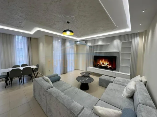 Tirane, jepet me qera apartament 2+1 Kati 6, 117 m² 700 € (Bulevardi Ri)    UNA51070